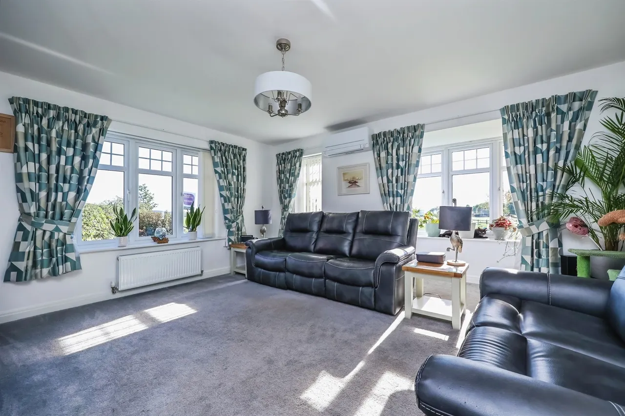 Airfield Way, Hucknall, NG15, photo 11