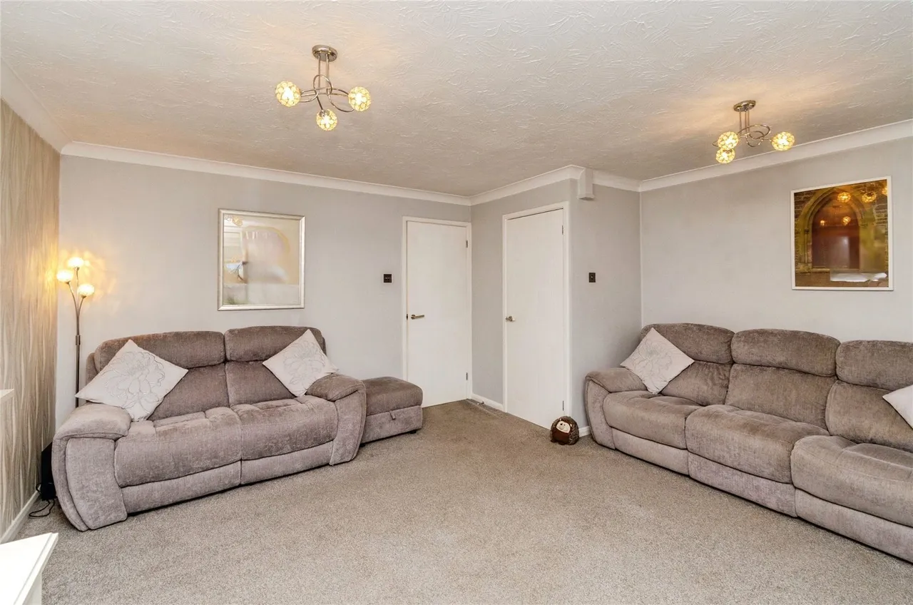 Whitethorn Close, Hednesford, Cannock, Staffordshire, WS12, photo 5