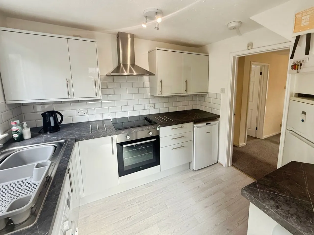 Long Meadow Way, Canterbury, photo 5