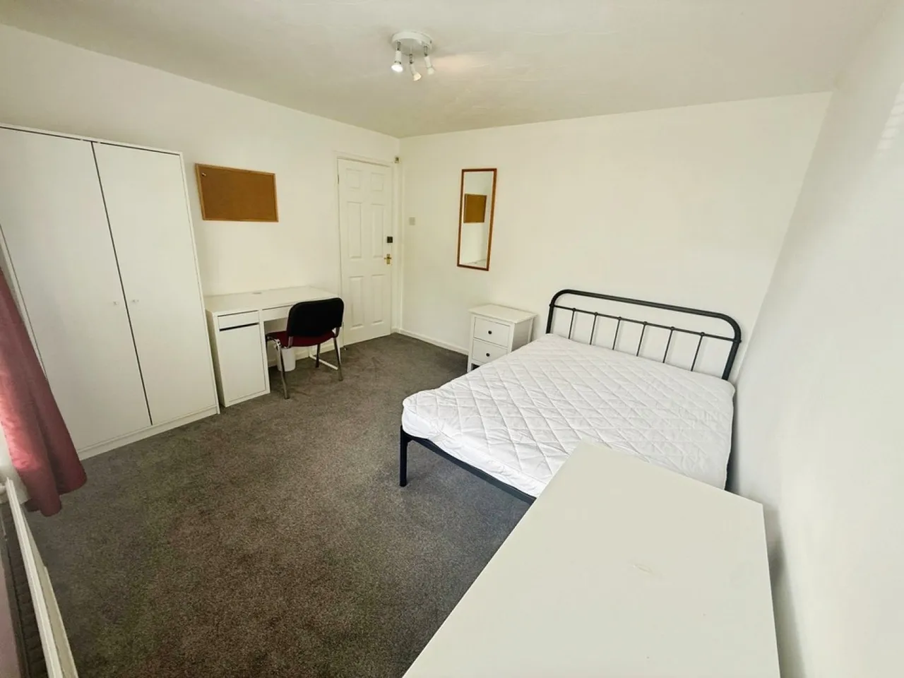 Long Meadow Way, Canterbury, photo 6