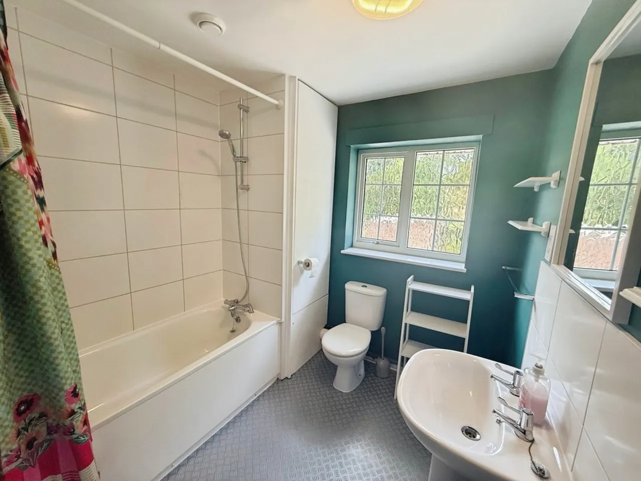 Long Meadow Way, Canterbury, photo 8