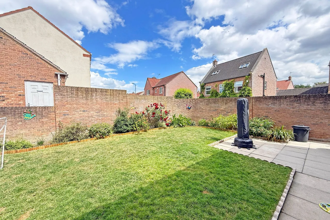Sterling Chase, Knaresborough, HG5, photo 13