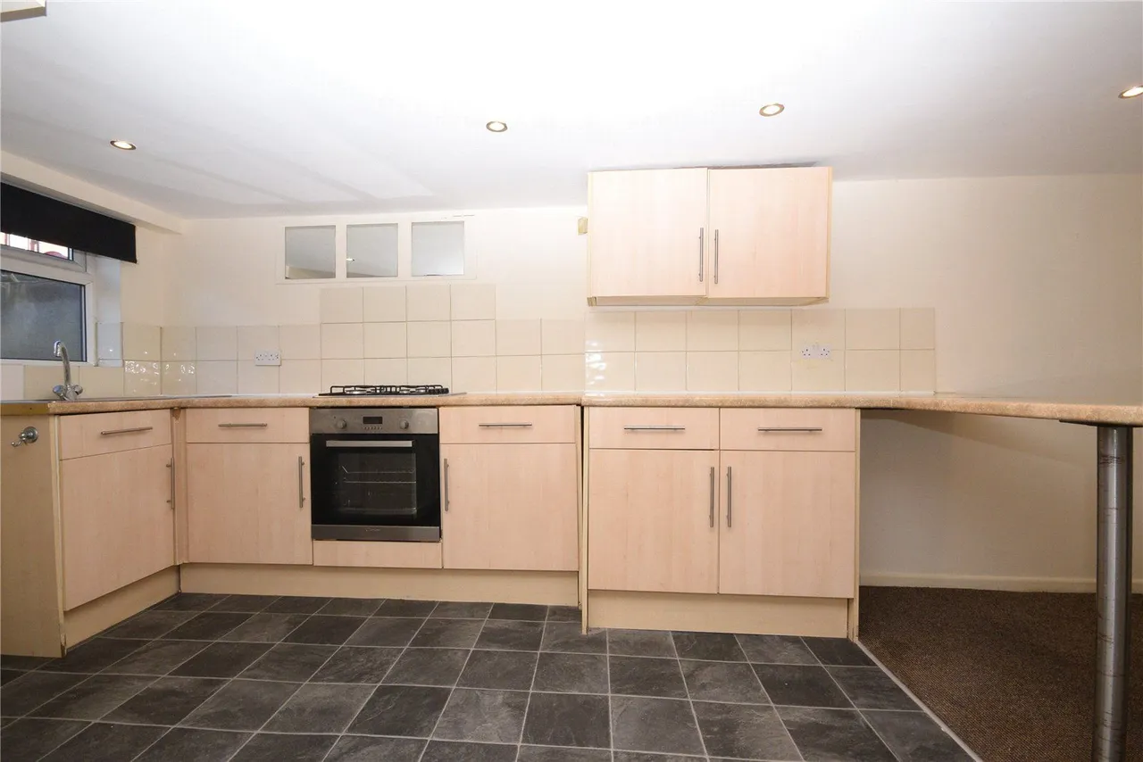 Cross Flatts Street, Beeston, LS11, photo 8
