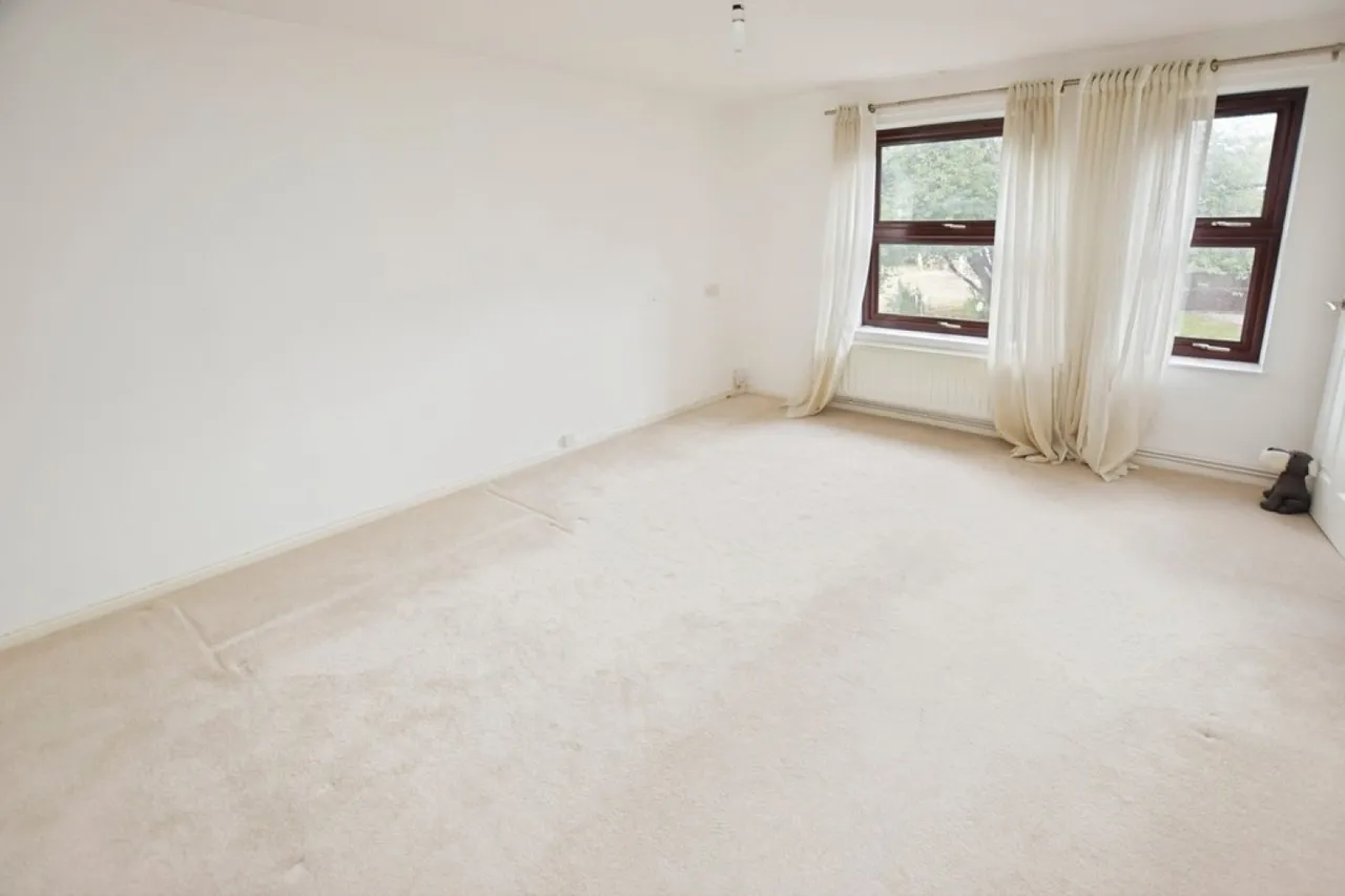 Commercial Road, EX2, photo 2