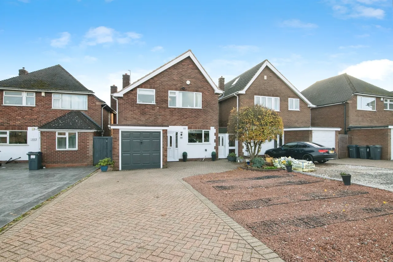 4 bed house for sale — Queslett Road, Great Barr, Birmingham