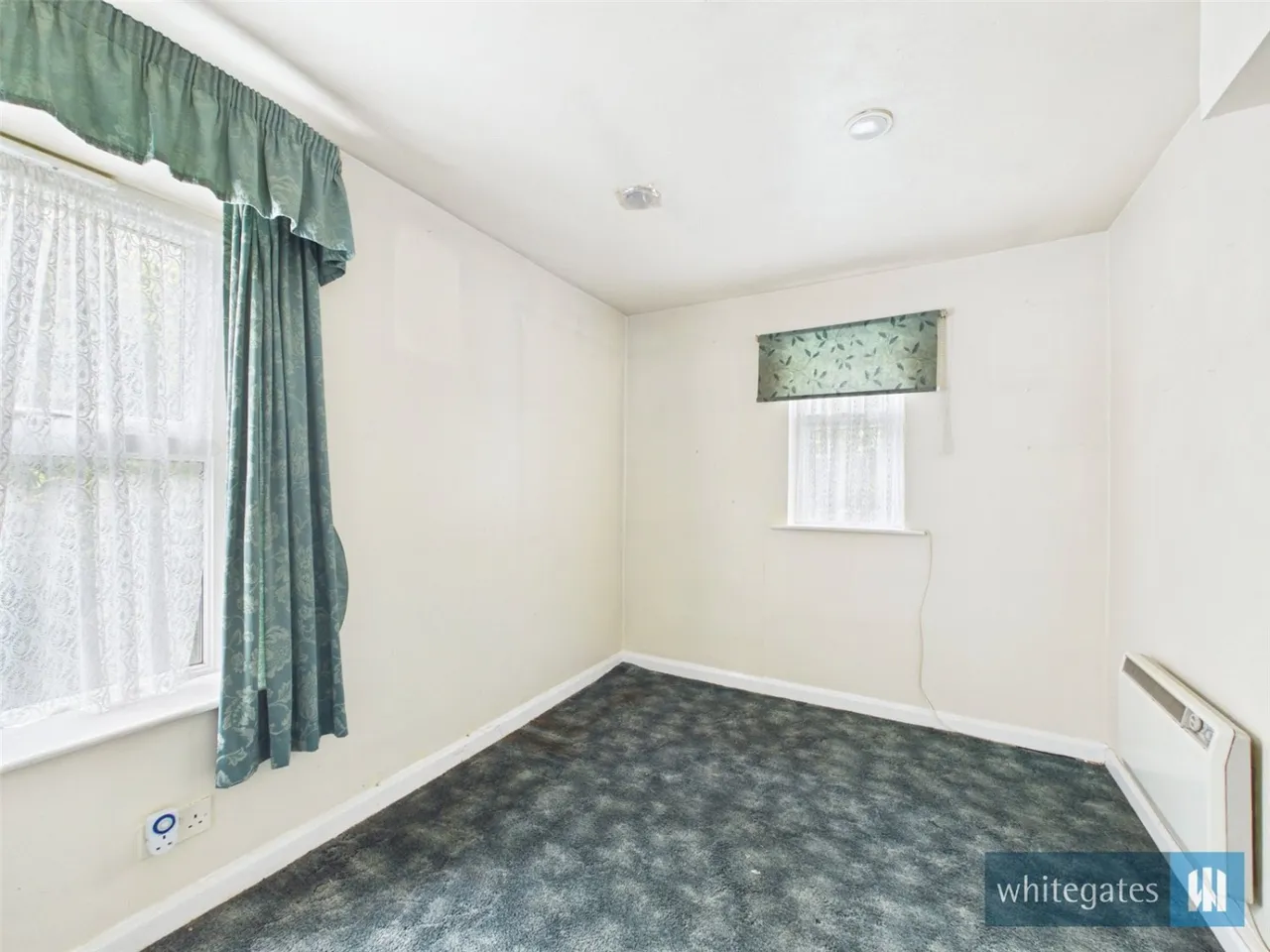 Bradford Road, Idle, BD10, photo 7