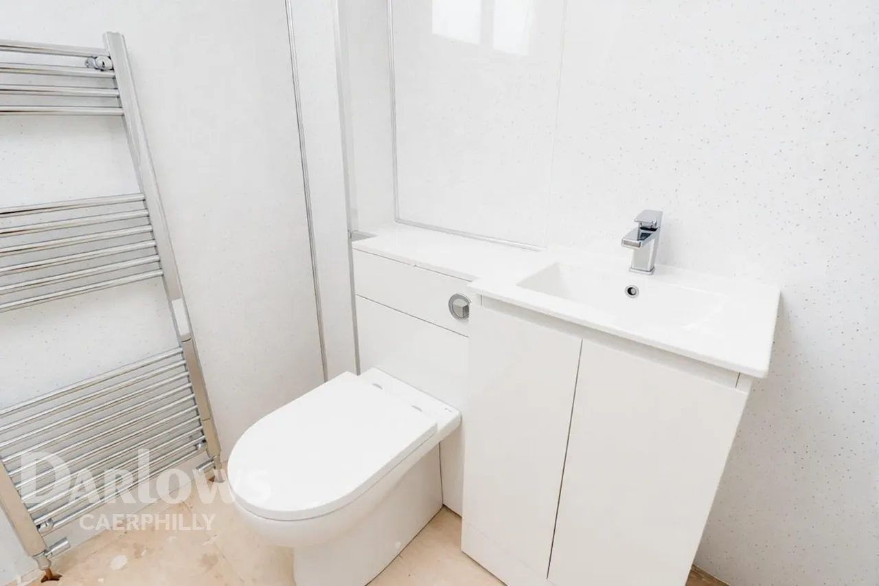 Carmarthen Court, Caerphilly, photo 15