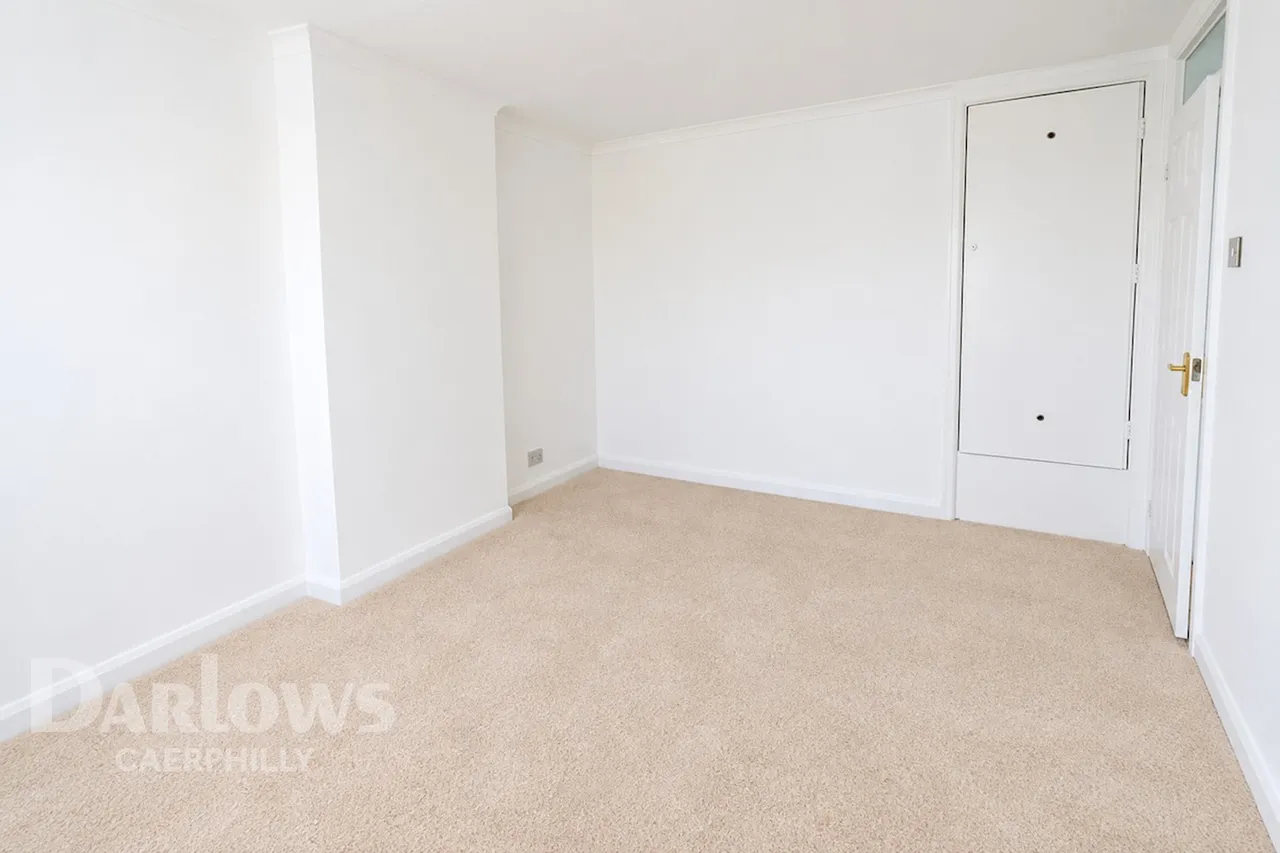 Carmarthen Court, Caerphilly, photo 10