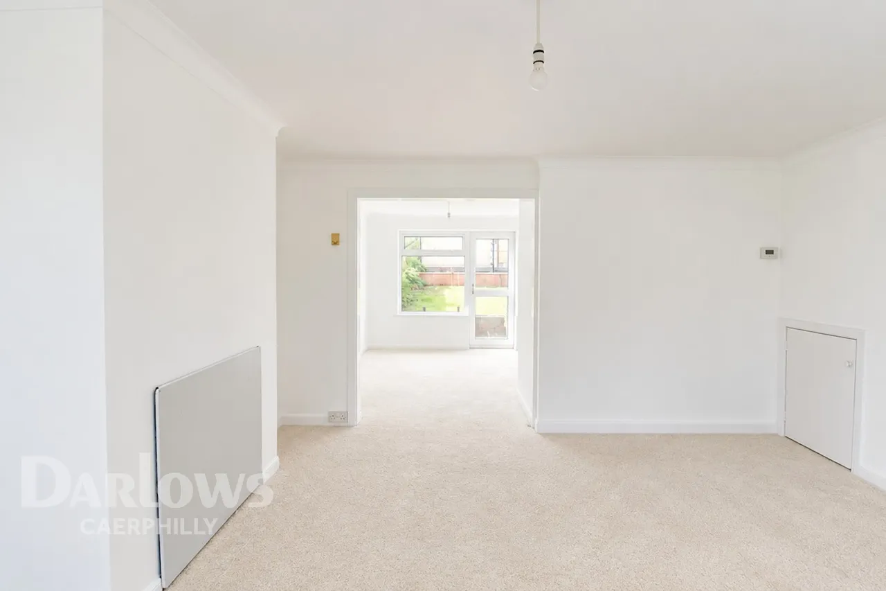 Carmarthen Court, Caerphilly, photo 3