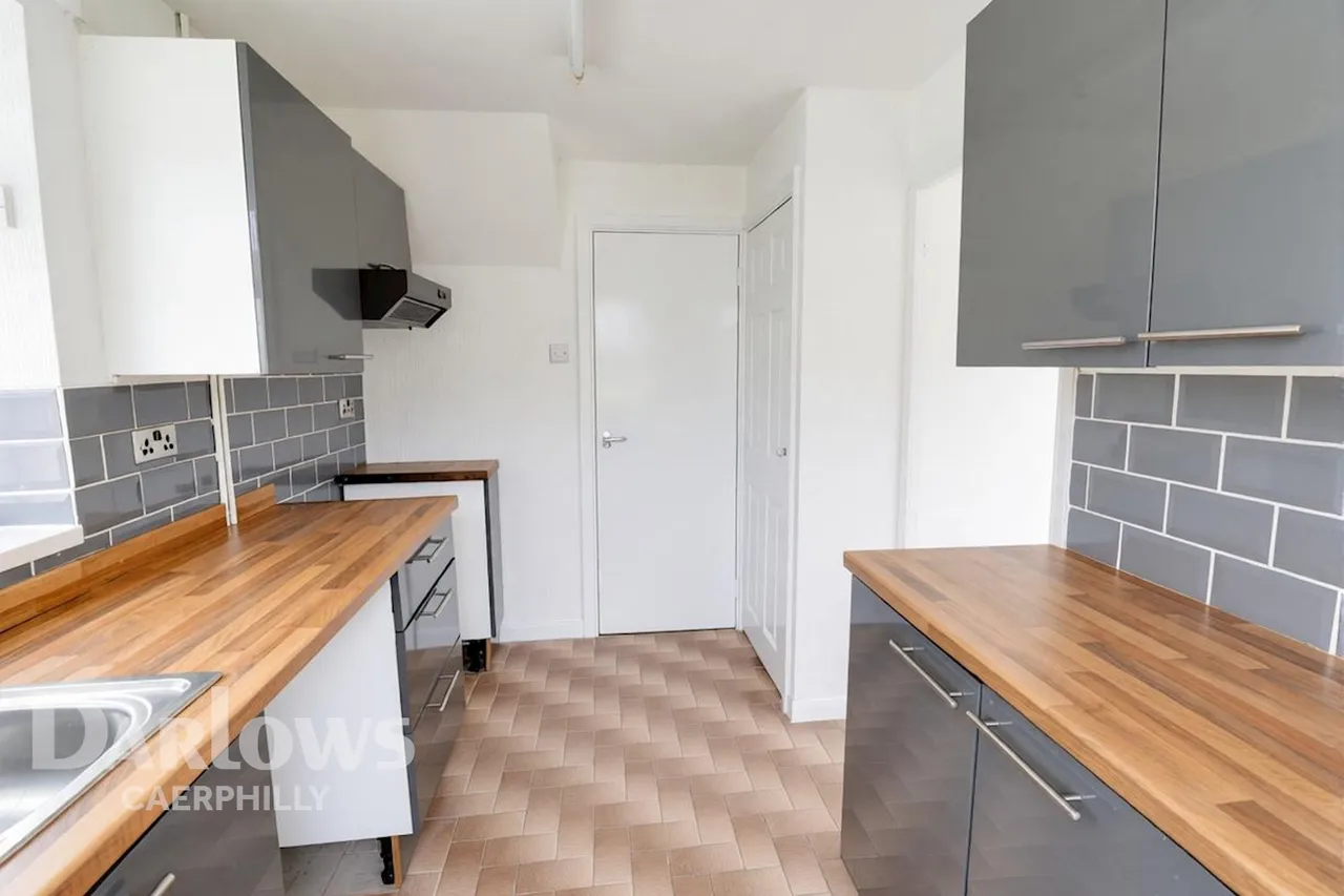 Carmarthen Court, Caerphilly, photo 17
