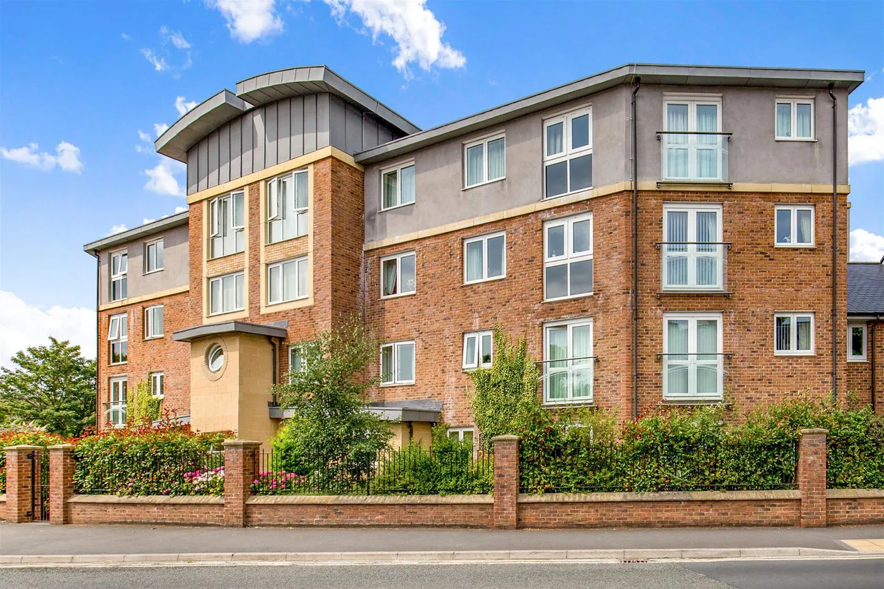 Malpas Road, Northallerton, DL7, photo 25