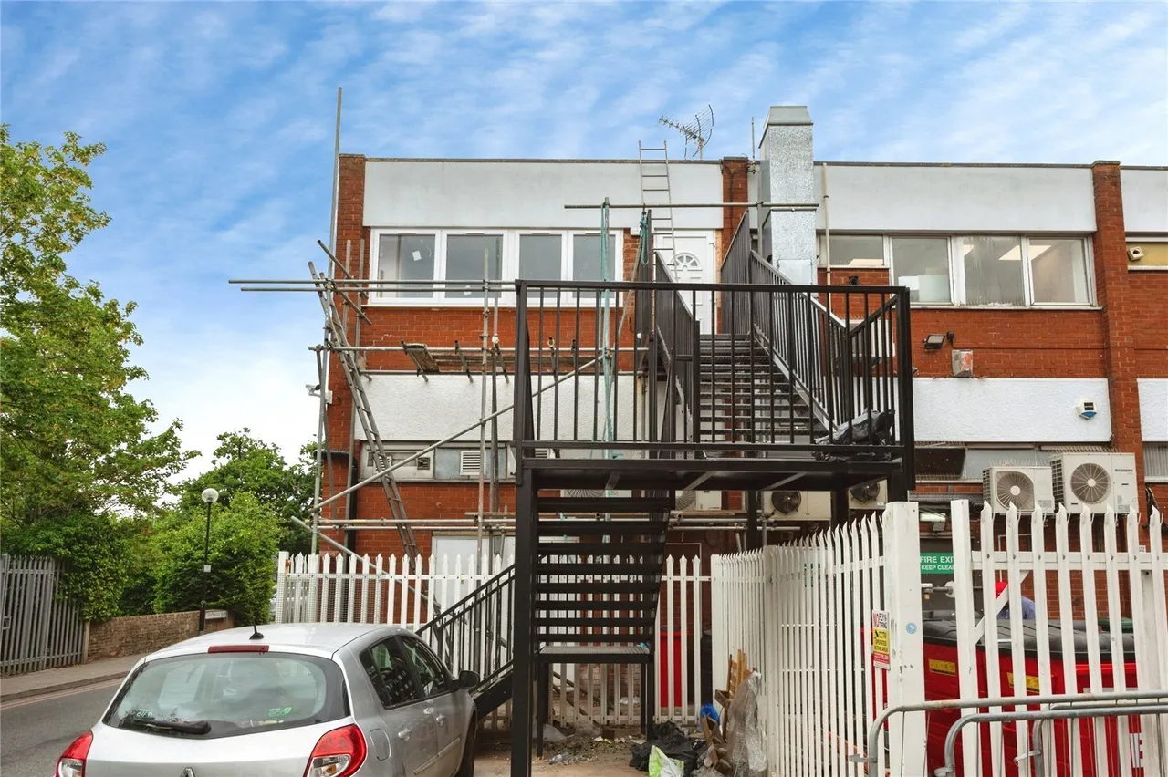 London Road, BR8, photo 9