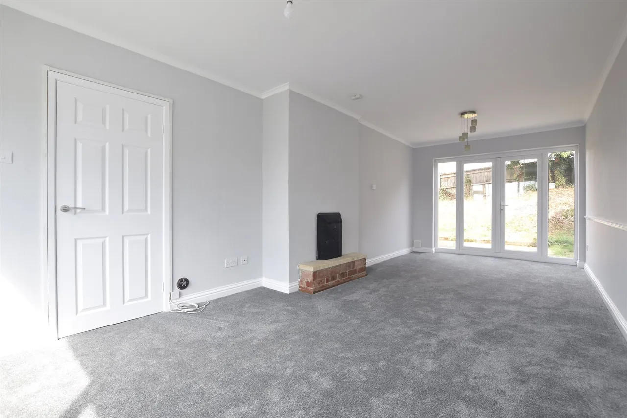Wessex Drive, Cheltenham, GL52 5AU, photo 2
