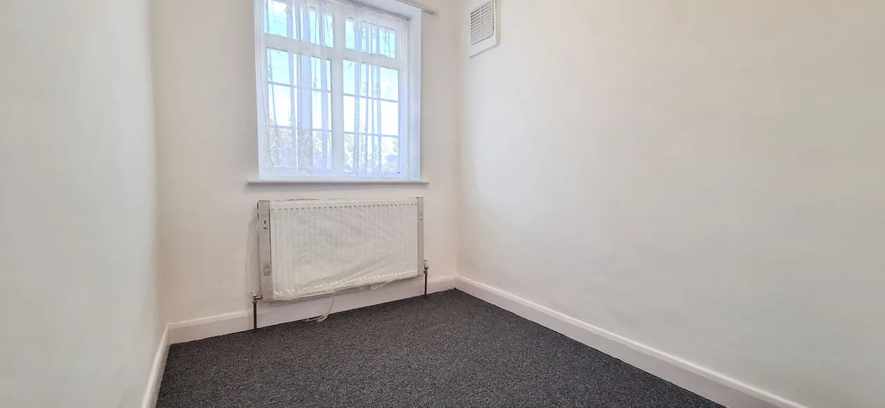 Kingsley Avenue, Southall, UB1, photo 14