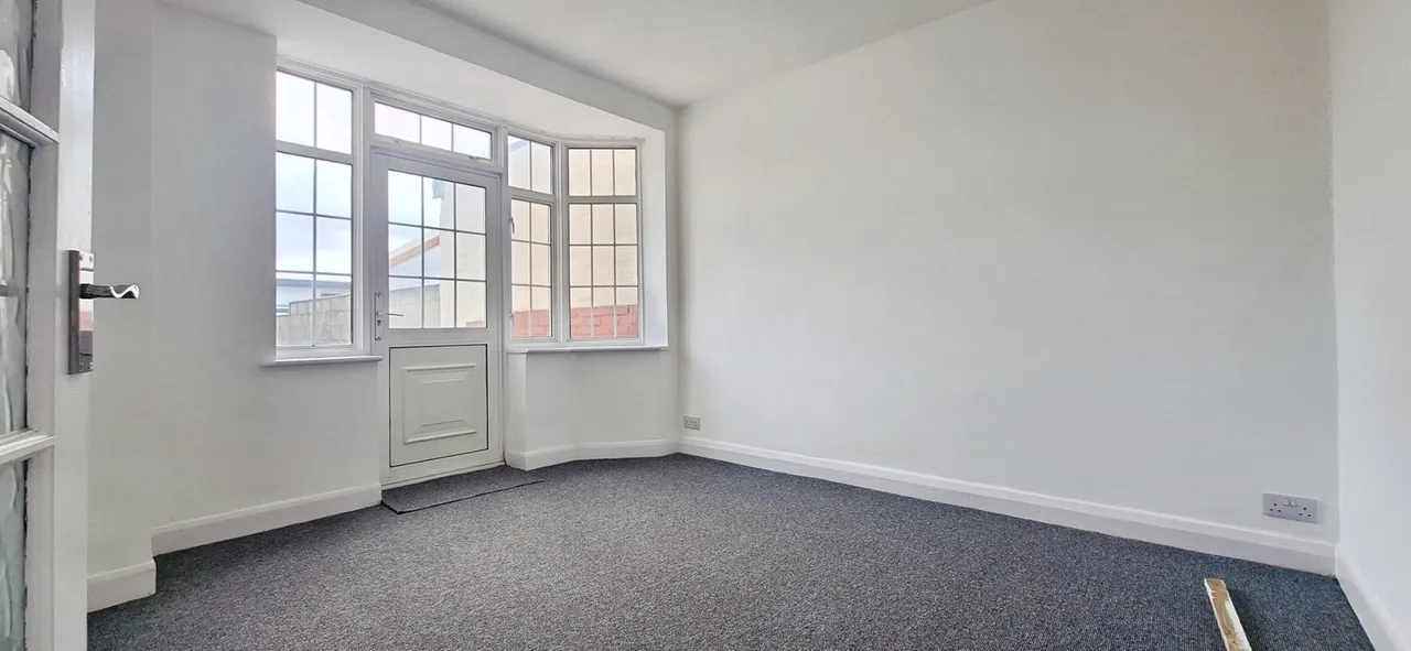 Kingsley Avenue, Southall, UB1, photo 7