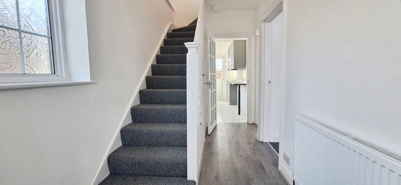 Kingsley Avenue, Southall, UB1, photo 9