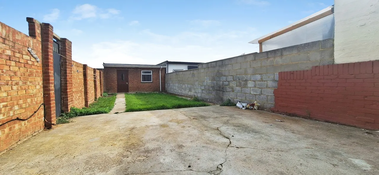 Kingsley Avenue, Southall, UB1, photo 5
