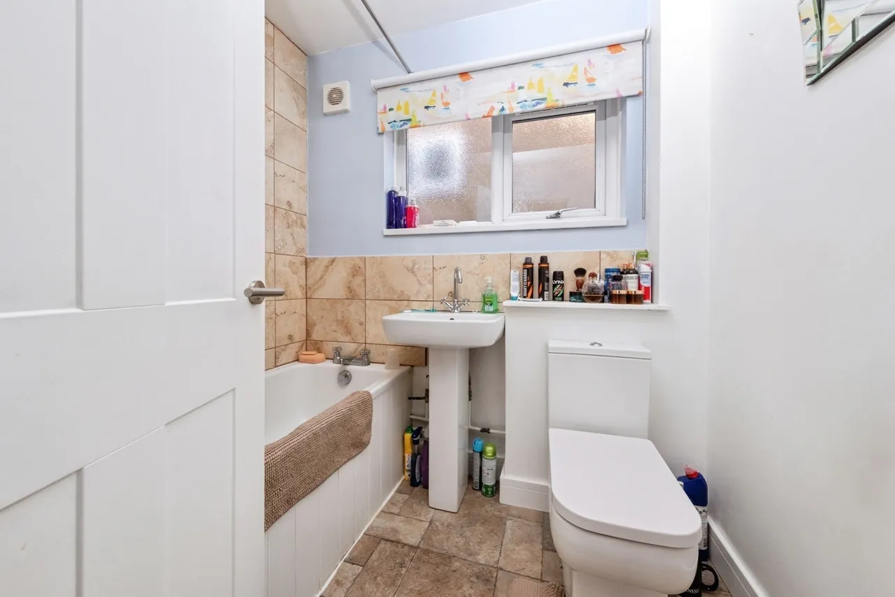 Holbech Hill, Farnborough, OX17, photo 6