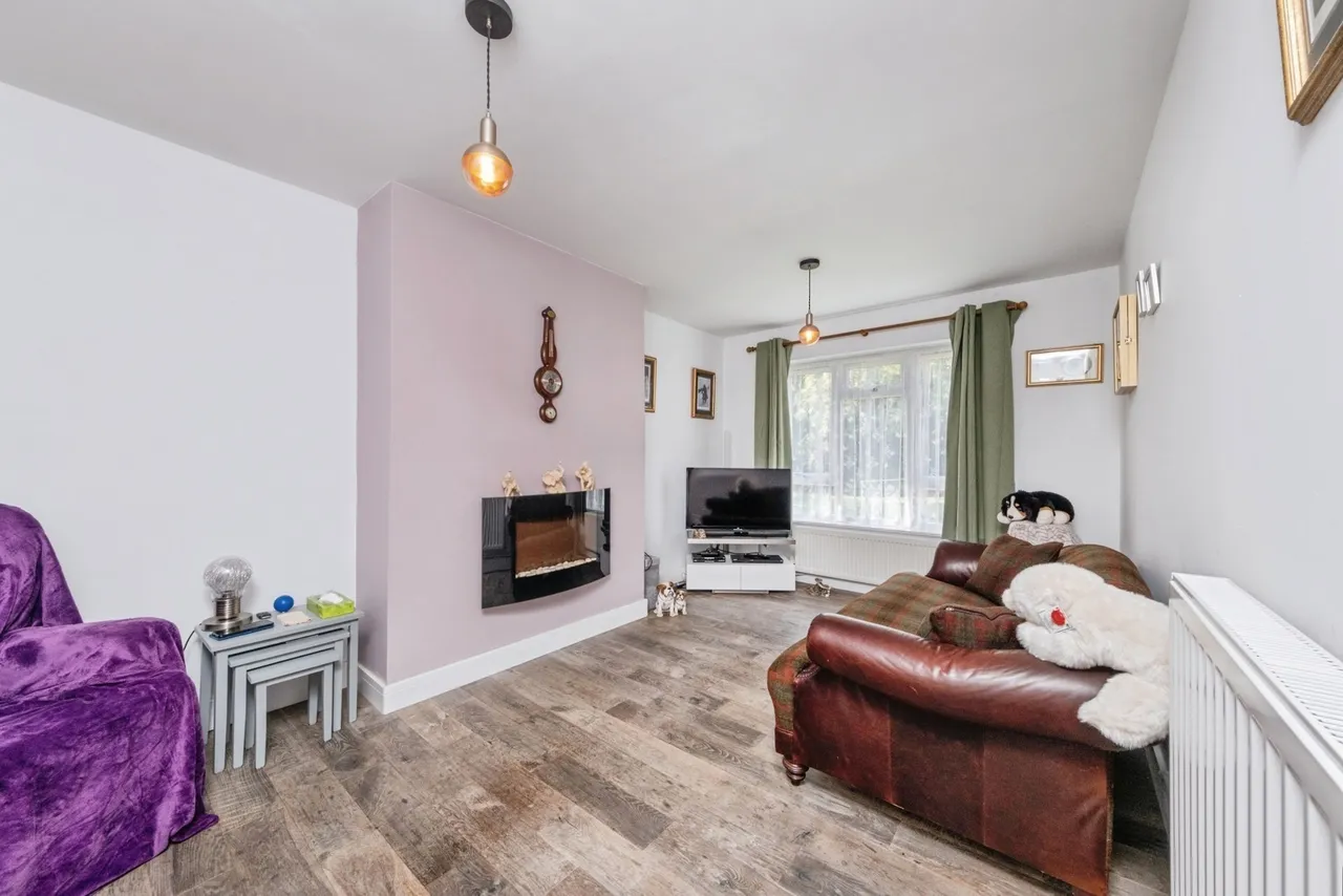 Holbech Hill, Farnborough, OX17, photo 2