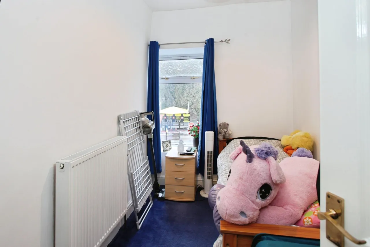 Abertillery Road, Abertillery, NP13, photo 16