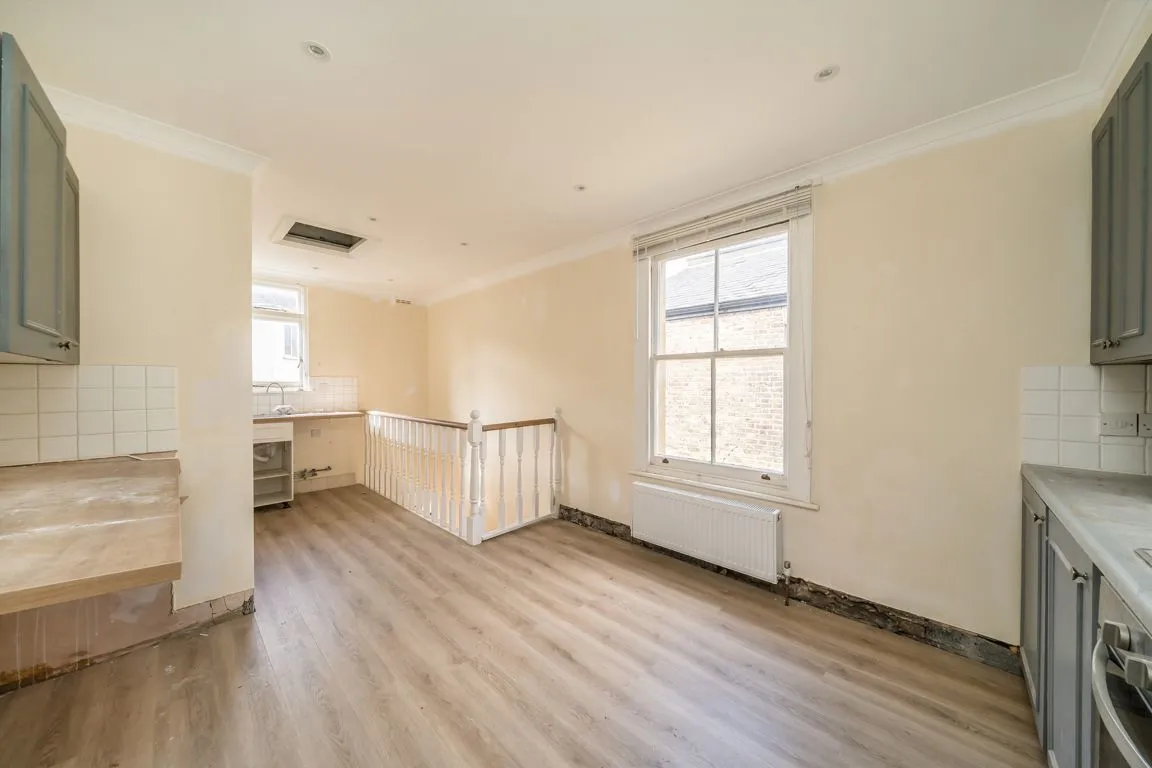 Boundaries Road, SW12, photo 4