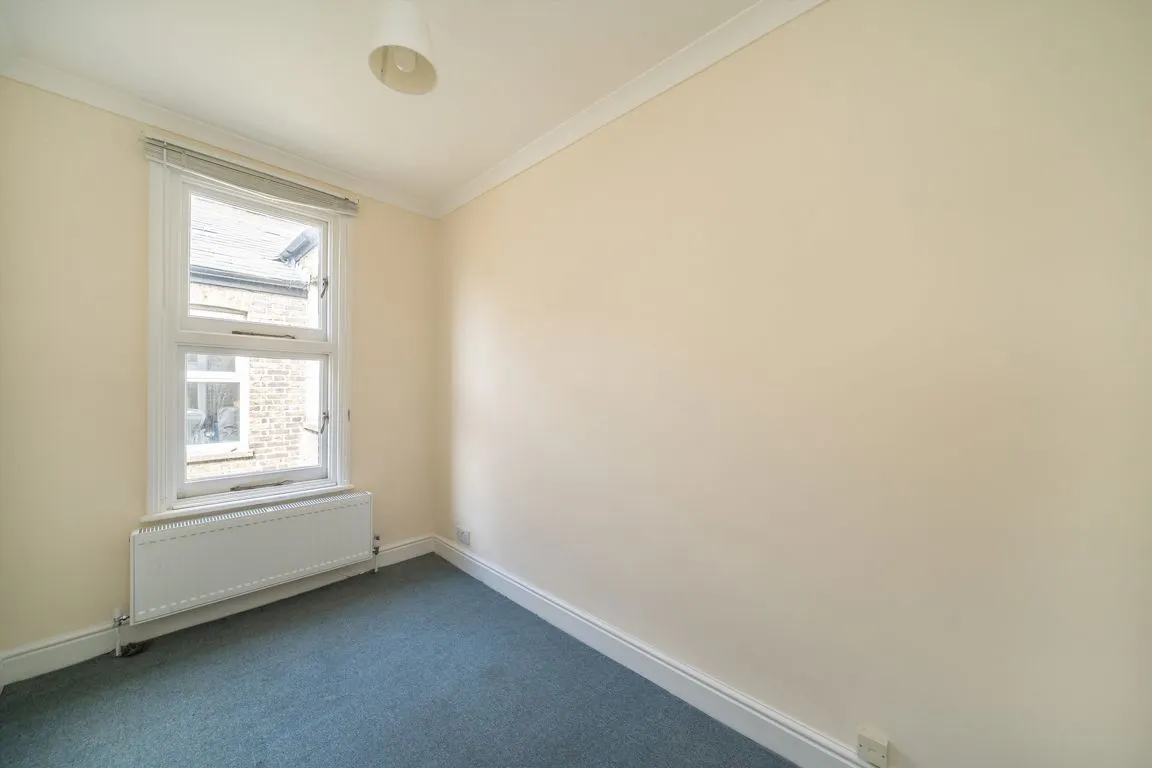 Boundaries Road, SW12, photo 7
