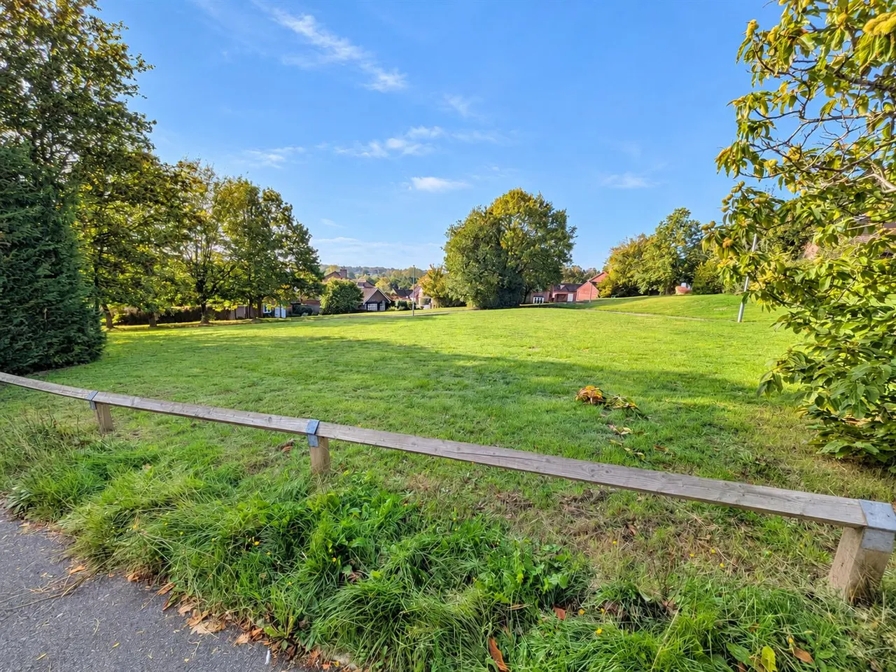 Knights Meadow, Uckfield, TN22, photo 24