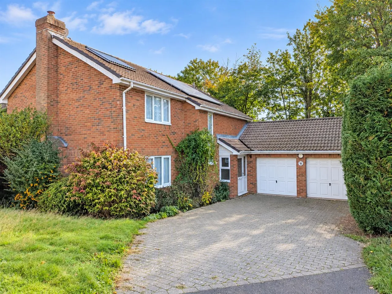 4 bed house for sale, Knights Meadow, Uckfield, TN22