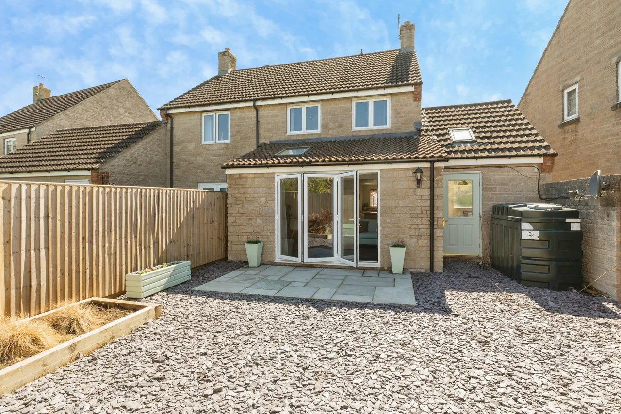 Royal Field Close, Chippenham, SN14, photo 18