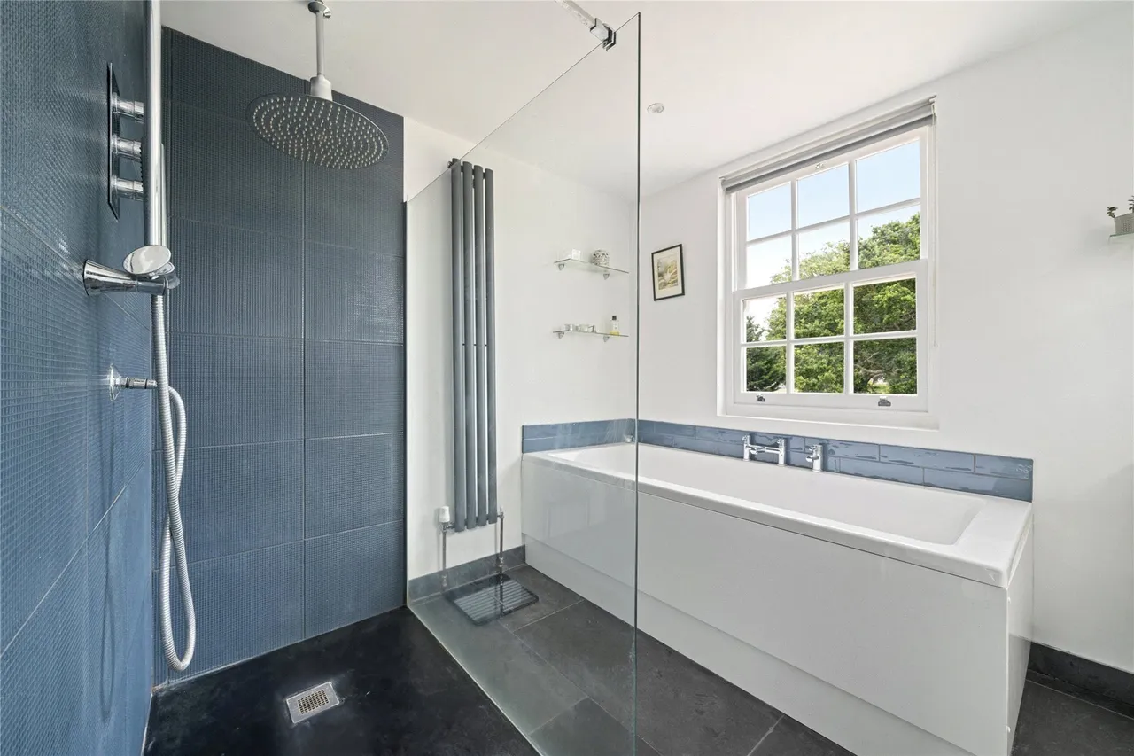 Vale Road, Claygate, Esher, Surrey, KT10, photo 12
