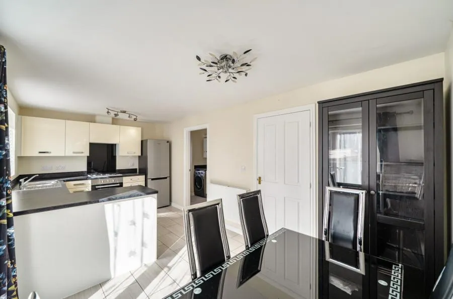 Wincombe Road, Coate, SN3, photo 5