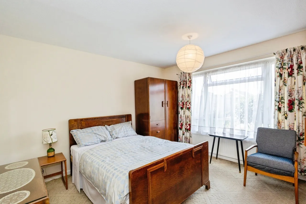 Webb Lane, Hayling Island, PO11, photo 8