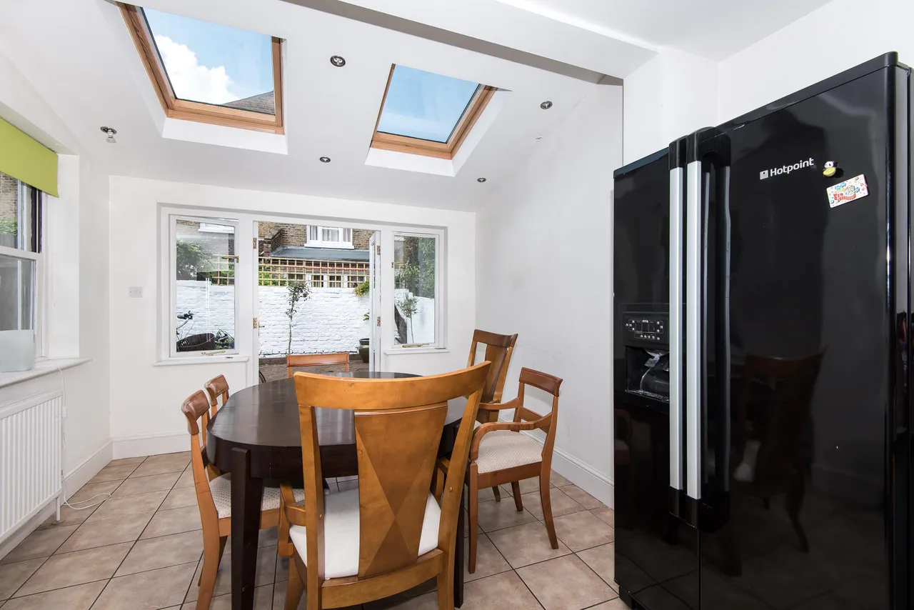 Stormont Road, London, SW11, photo 4