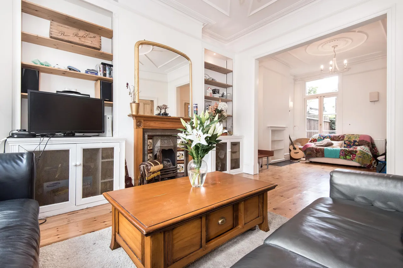 Stormont Road, London, SW11, photo 2