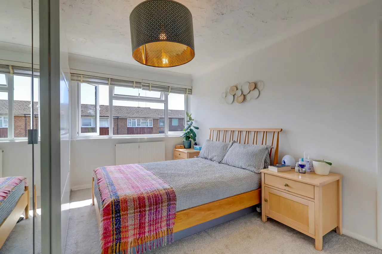Pine Walk, High Wycombe, HP15, photo 13