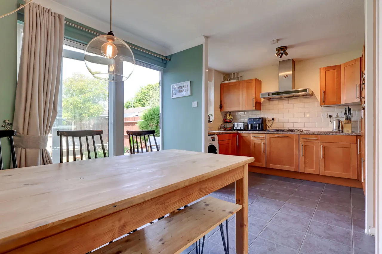 Pine Walk, High Wycombe, HP15, photo 7