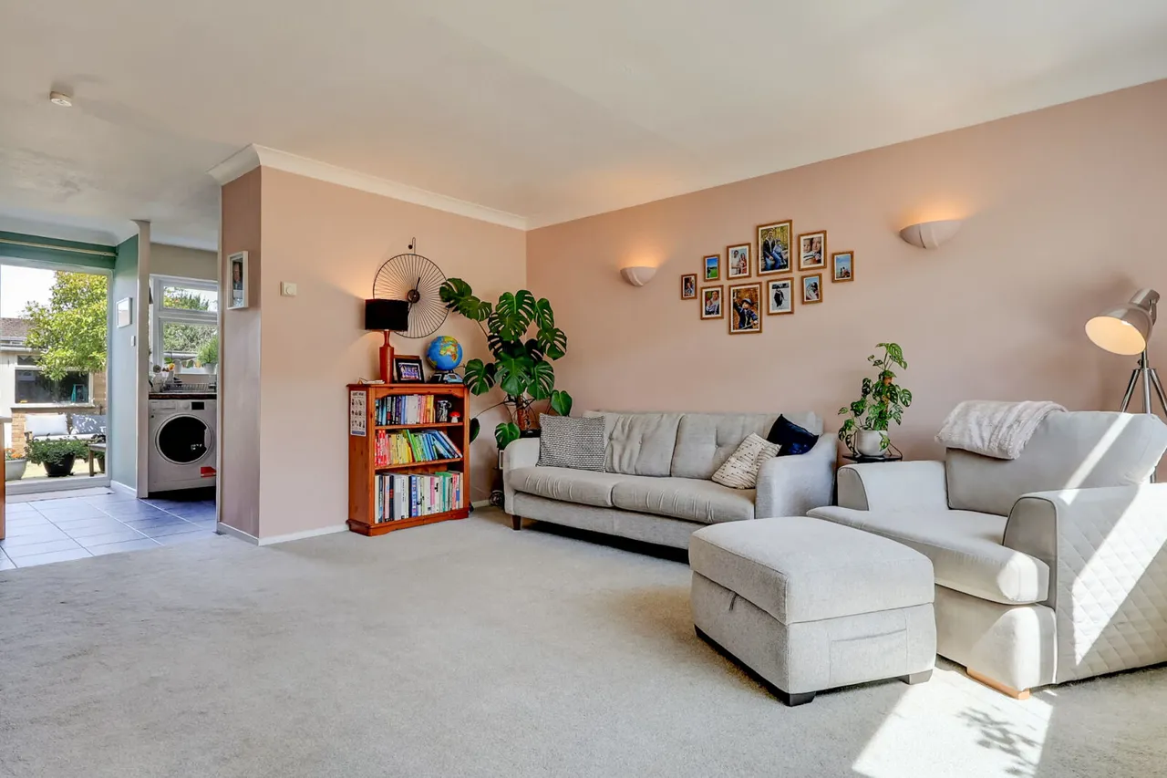 Pine Walk, High Wycombe, HP15, photo 5