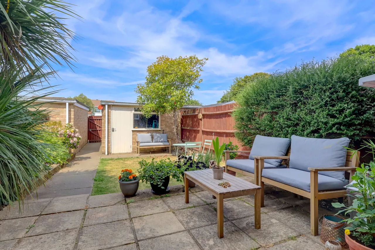 Pine Walk, High Wycombe, HP15, photo 12
