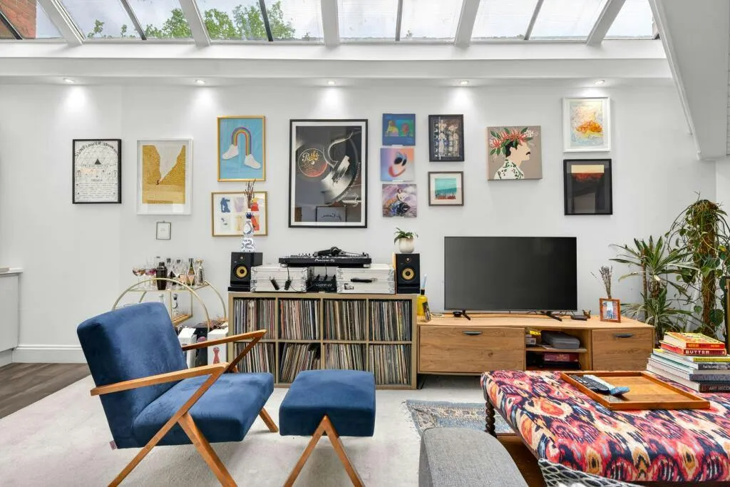 Clapham Road, Oval, London SW9, photo 11