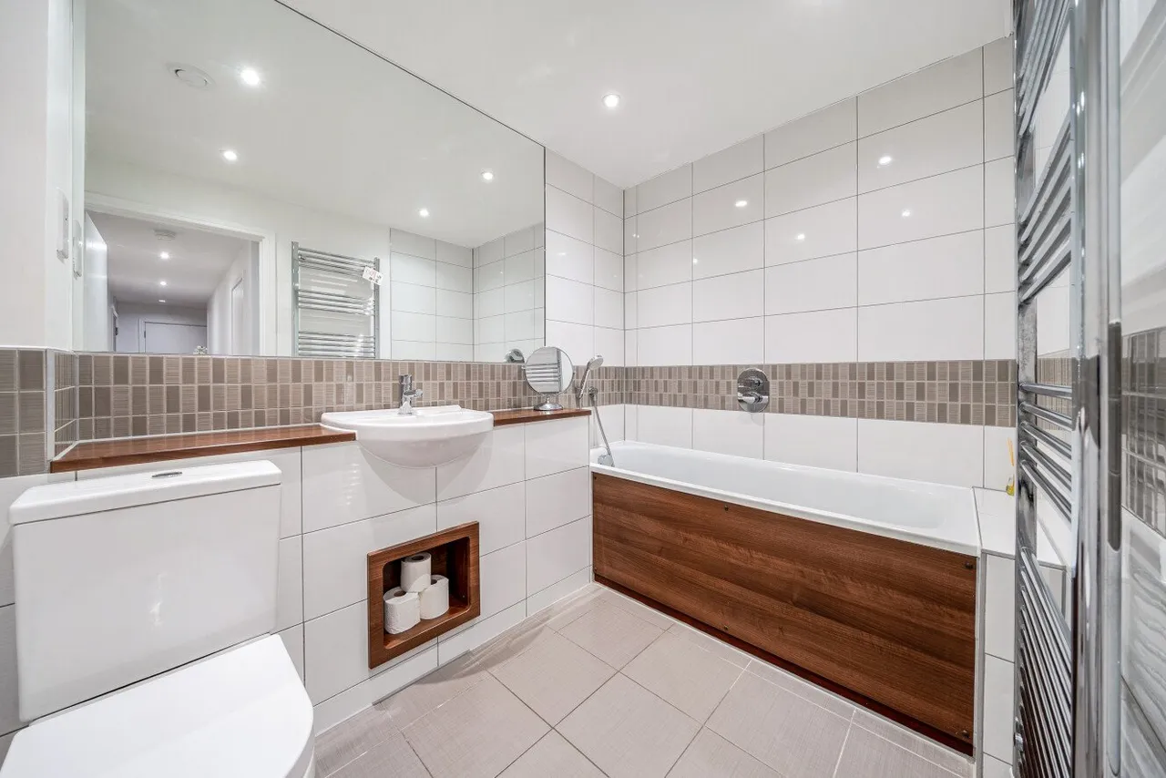 All Saints Road, Acton, W3, photo 5