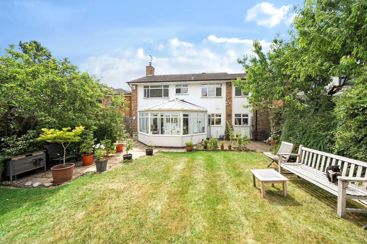 Crecy Gardens, Redbourn, AL3, photo 2