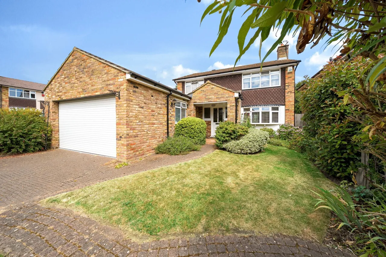 4 bed house for sale — Crecy Gardens, Redbourn, AL3