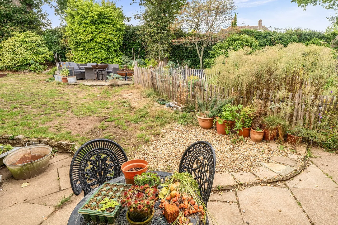 Guillards Oak, Midhurst, GU29, photo 17