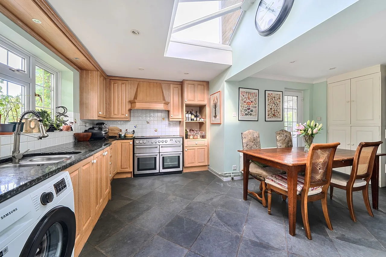 Guillards Oak, Midhurst, GU29, photo 2