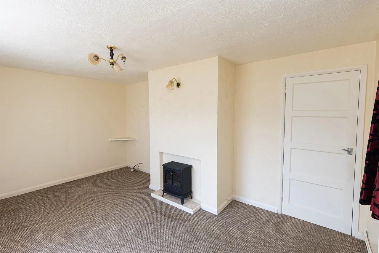 Queens Park, Mold, CH7, photo 3