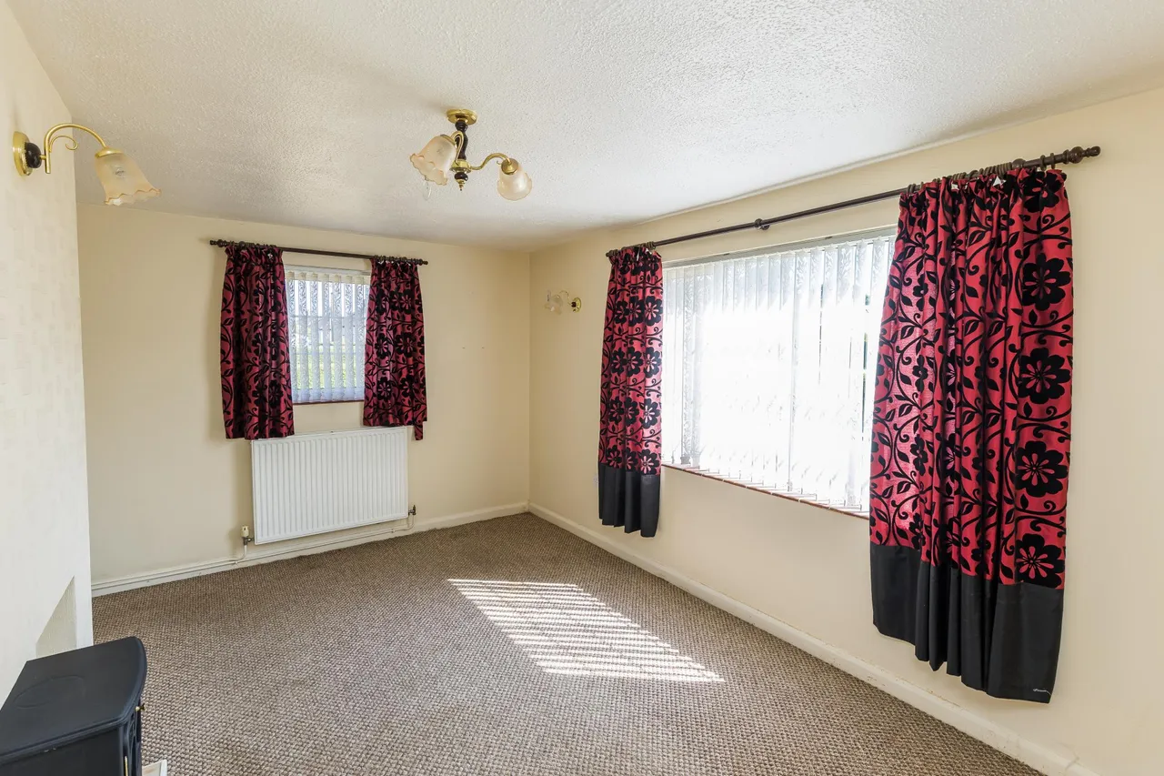 Queens Park, Mold, CH7, photo 5