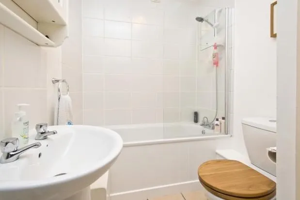 Carlton Park Avenue, Raynes Park, SW20, photo 6