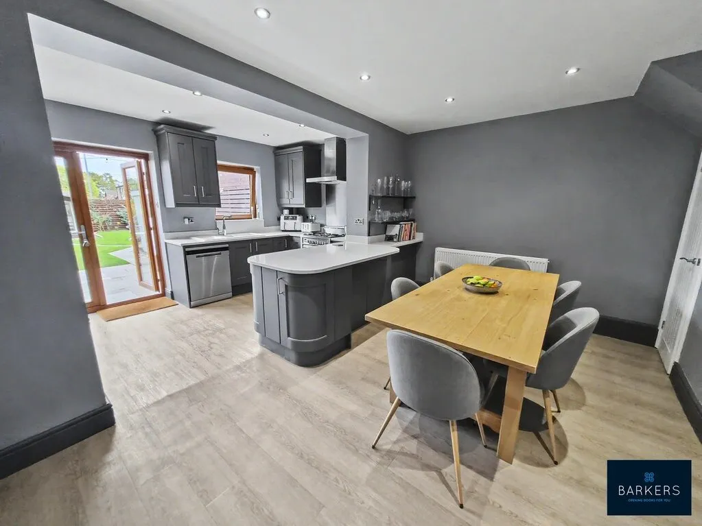 Vine Street, Cleckheaton, BD19, photo 7