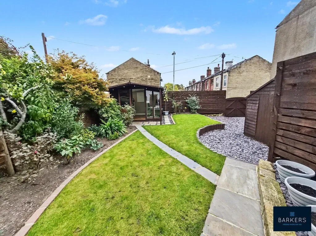Vine Street, Cleckheaton, BD19, photo 2