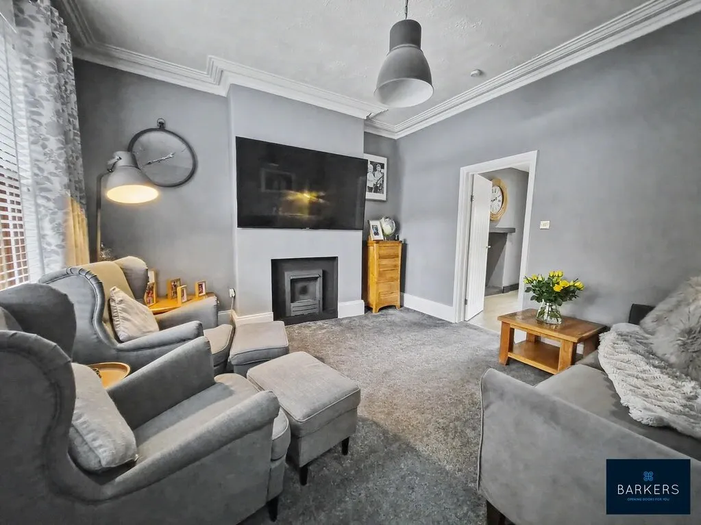 Vine Street, Cleckheaton, BD19, photo 3